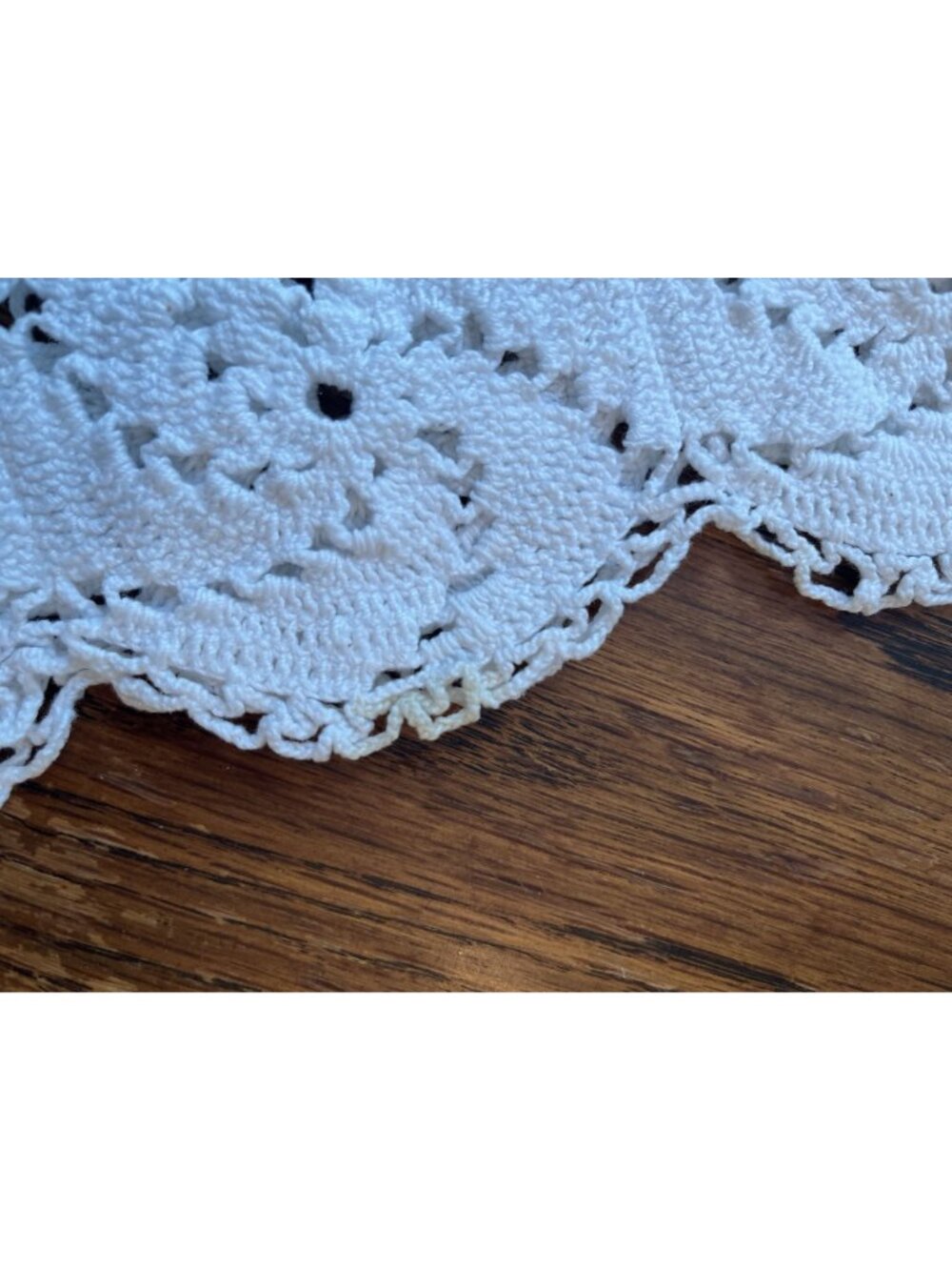 Vintage Handmade Crocheted White Lace Doily With Intricate Swirl Pattern - 23" - Picture 7 of 7